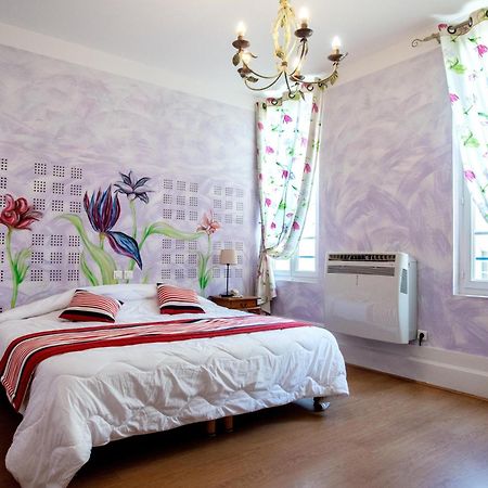 Logis Hotel De La Tour Либорн Екстериор снимка